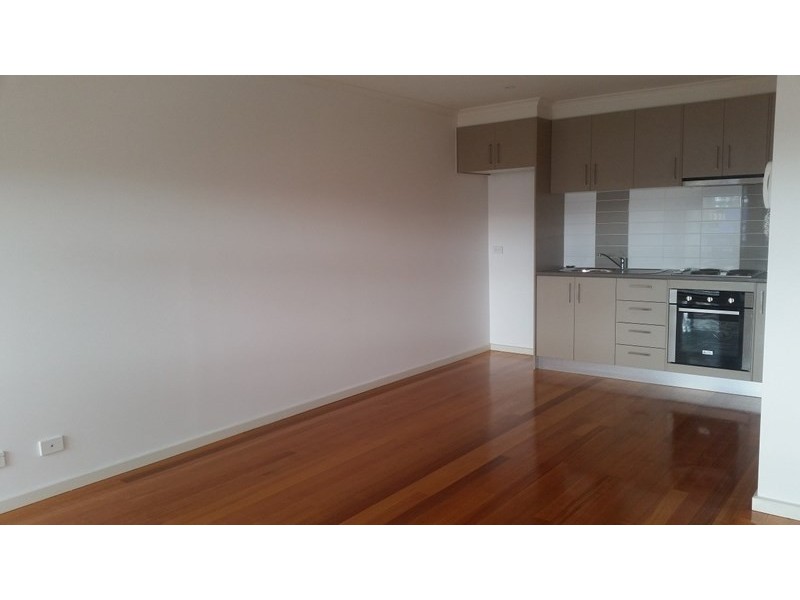 1/289 Broadway, Reservoir VIC 3073
