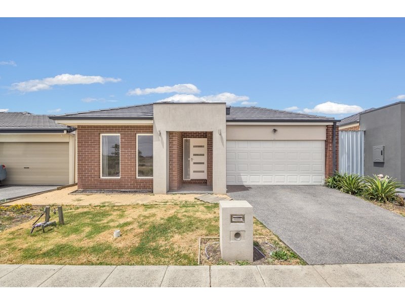 32 Broadleaf Drive, Epping VIC 3076