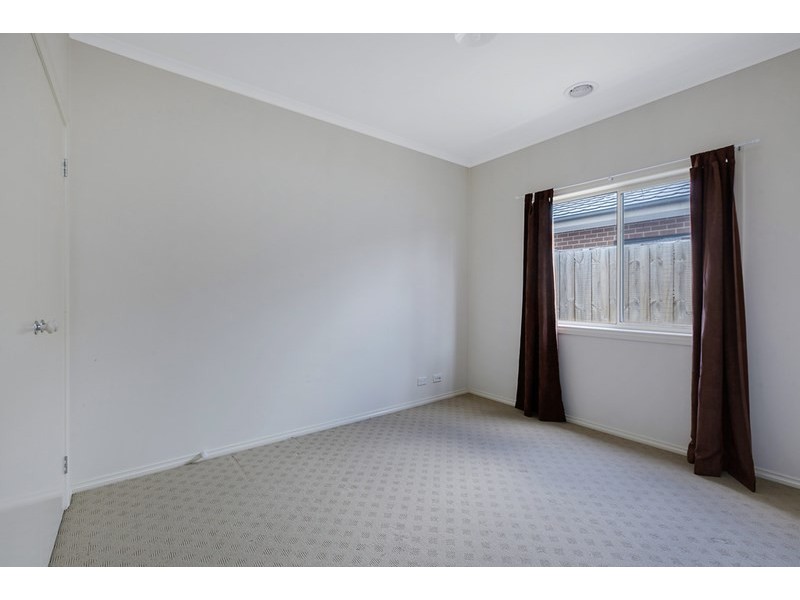 32 Broadleaf Drive, Epping VIC 3076