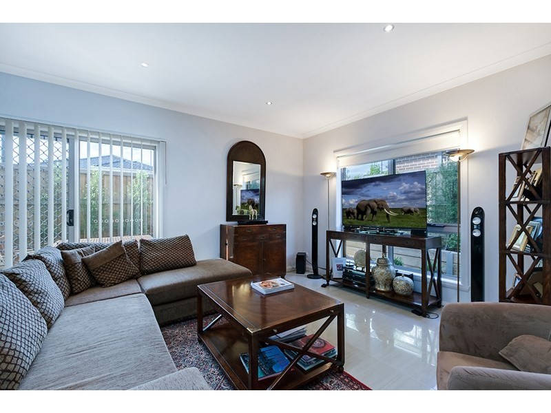 1 Mecklenburg Close, Epping VIC 3076