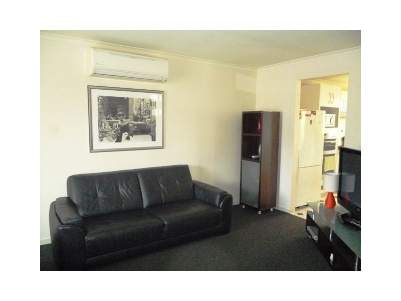 5 Waitara Court, Lalor VIC 3075