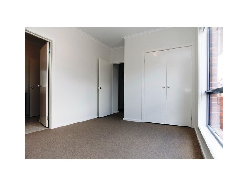 2/5 Aberdeen Street, Reservoir VIC 3073