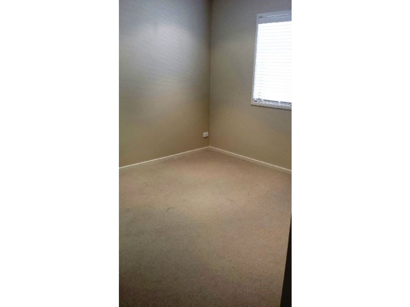 16 Kareelah Link, South Morang VIC 3752