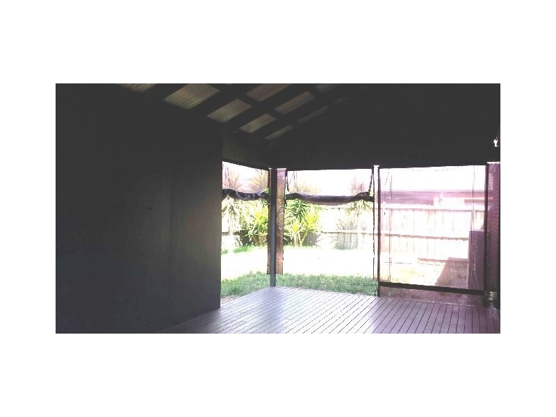 16 Kareelah Link, South Morang VIC 3752