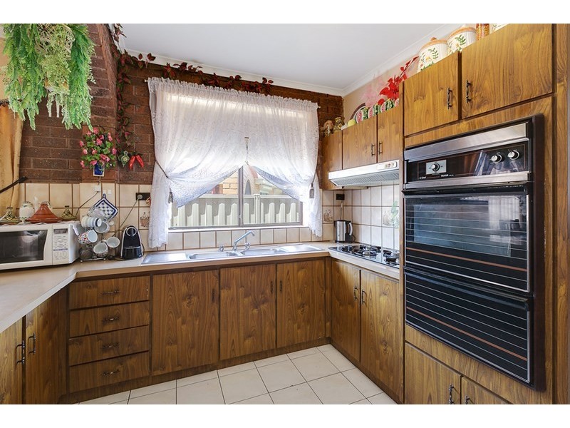 4 Bali Place, Lalor VIC 3075