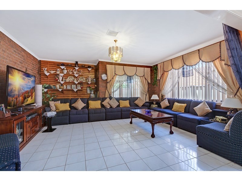 4 Bali Place, Lalor VIC 3075