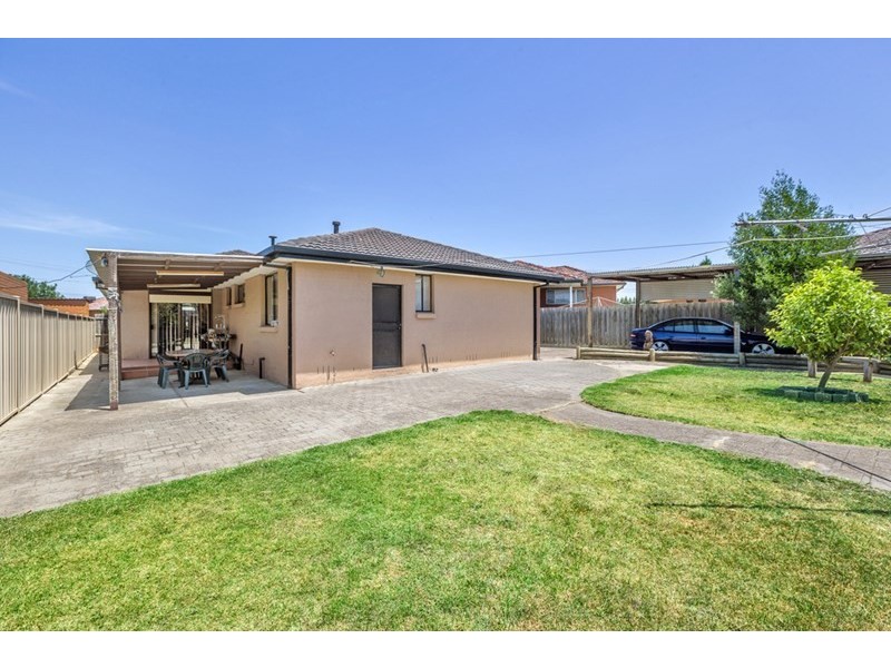 4 Bali Place, Lalor VIC 3075