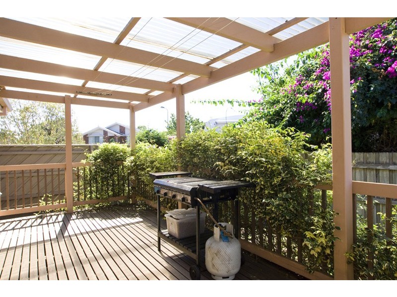 9 Burnett Court, Mill Park VIC 3082