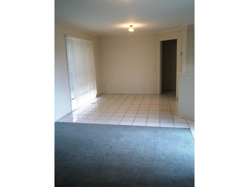 155 Blossom Park Drive, Mill Park VIC 3082