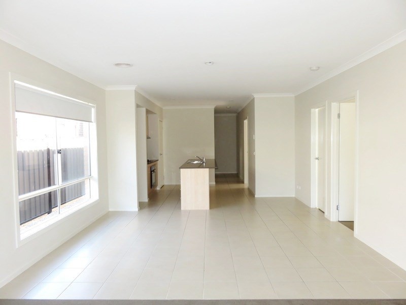 3 Blaimore Way, Mernda VIC 3754