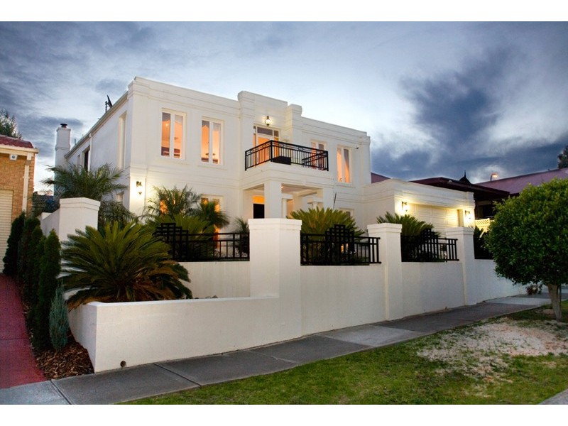 27 Montana Way, Mill Park VIC 3082