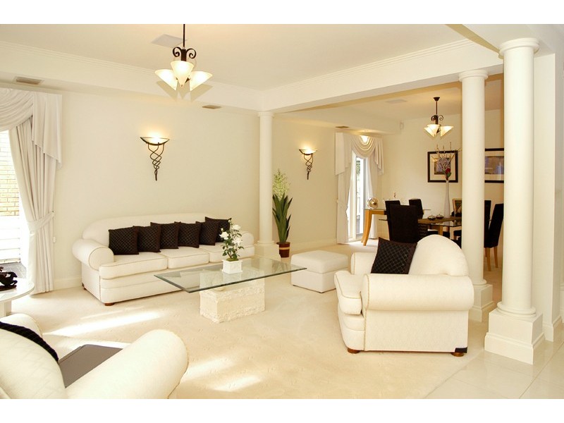 27 Montana Way, Mill Park VIC 3082