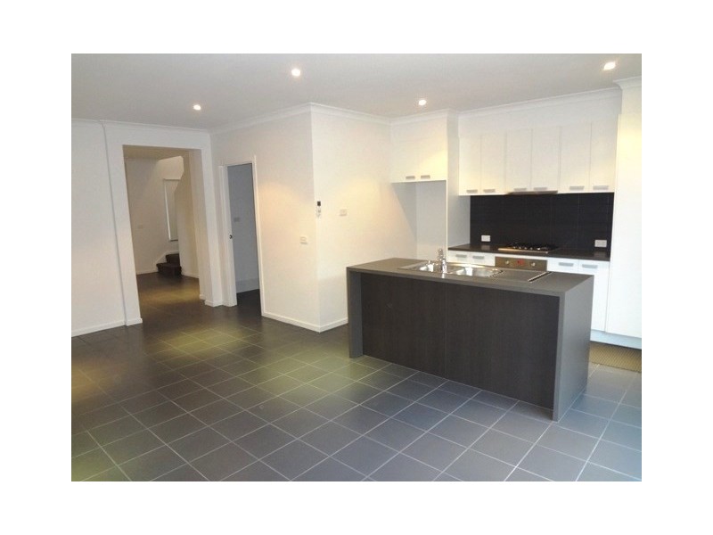 73 Lyndarum Drive, Epping VIC 3076