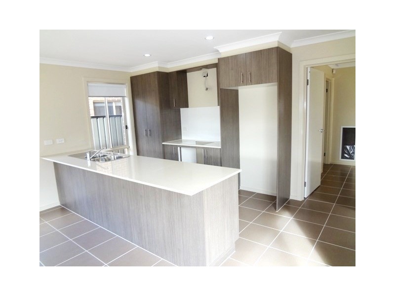 22 Villandry Street, Roxburgh Park VIC 3064