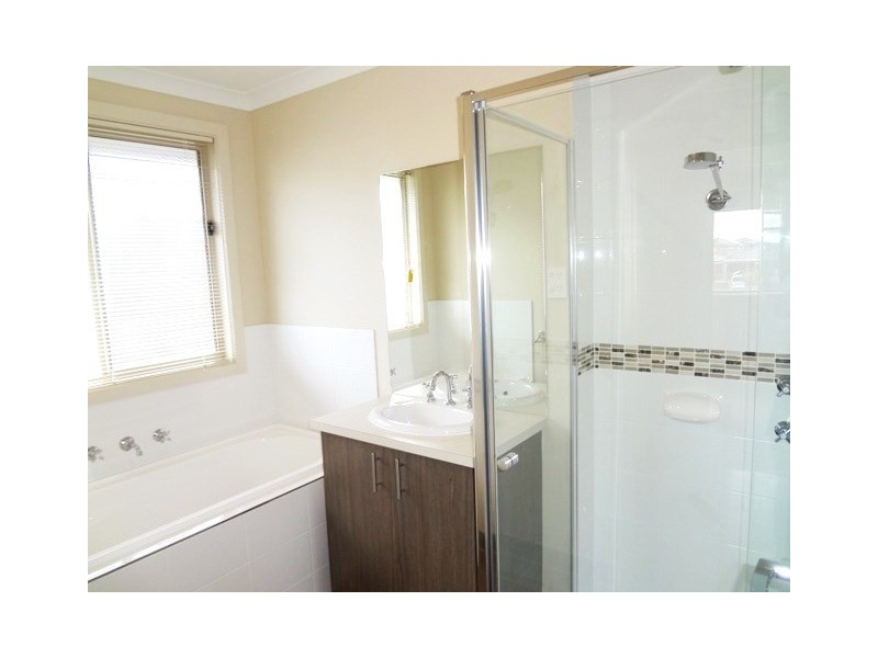 22 Villandry Street, Roxburgh Park VIC 3064