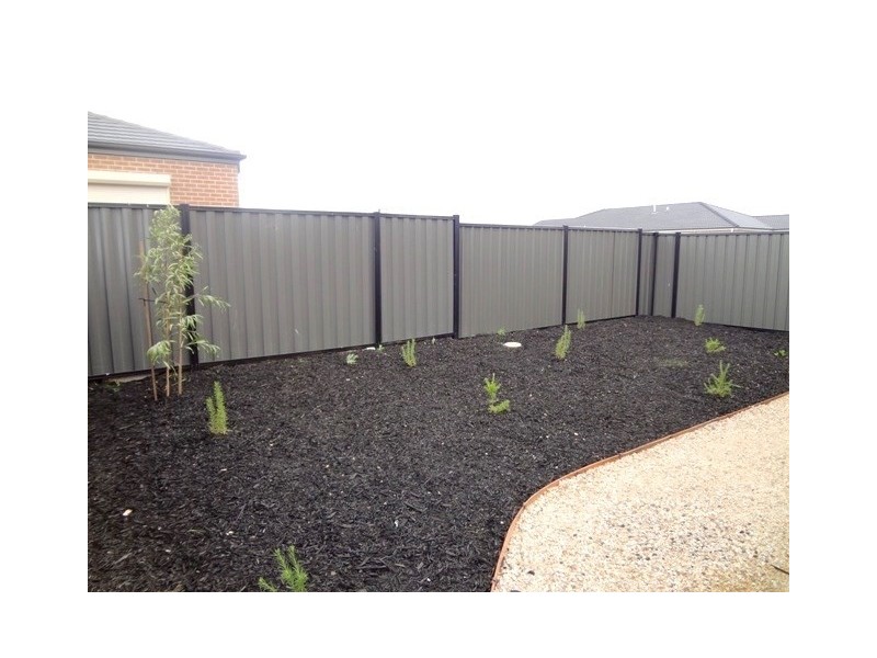 22 Villandry Street, Roxburgh Park VIC 3064