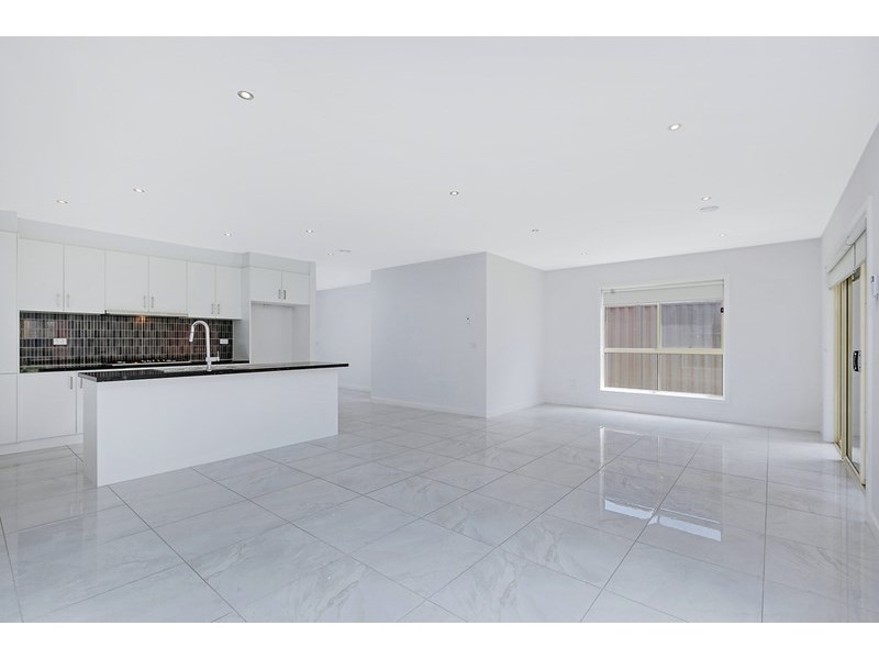 7 Teschke Walk, Epping VIC 3076