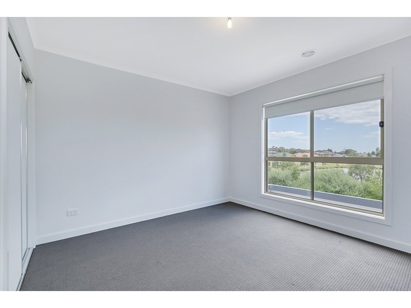 7 Teschke Walk, Epping VIC 3076