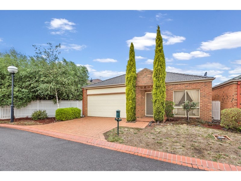 16 Mat Rush Avenue, Bundoora VIC 3083