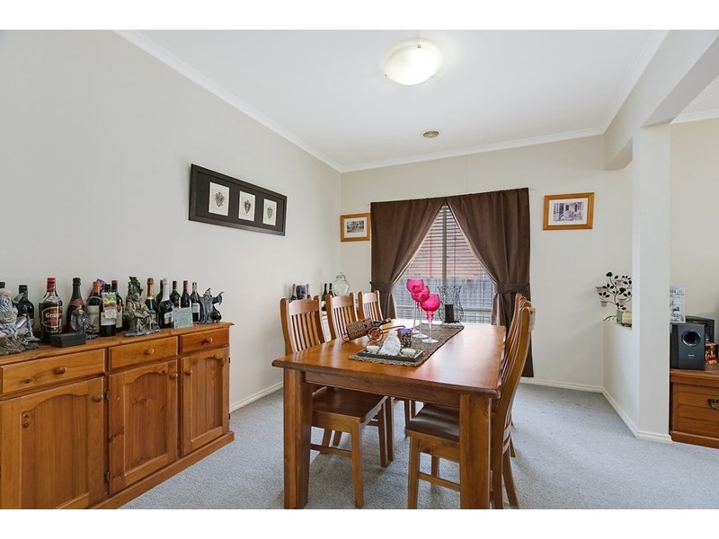 16 Mat Rush Avenue, Bundoora VIC 3083