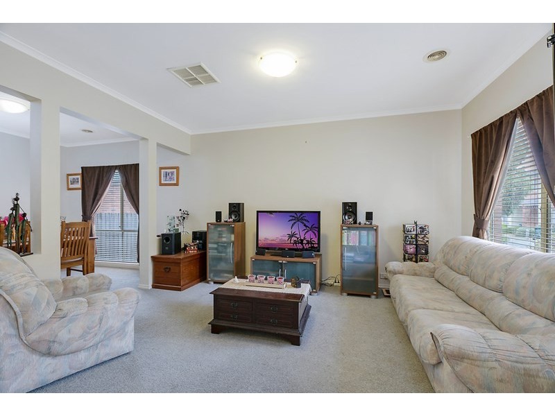 16 Mat Rush Avenue, Bundoora VIC 3083