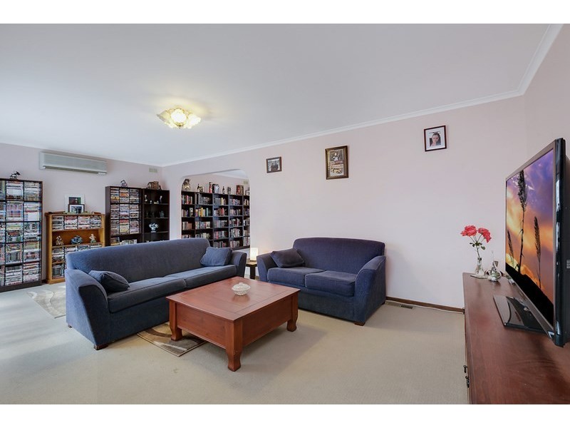 40 Wodonga Crescent, Thomastown VIC 3074