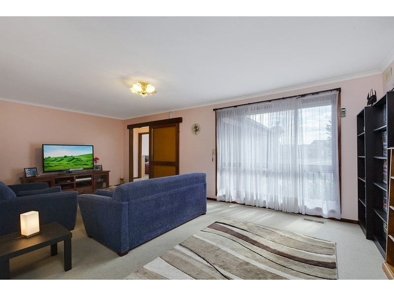 40 Wodonga Crescent, Thomastown VIC 3074