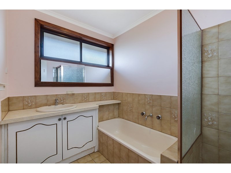 40 Wodonga Crescent, Thomastown VIC 3074