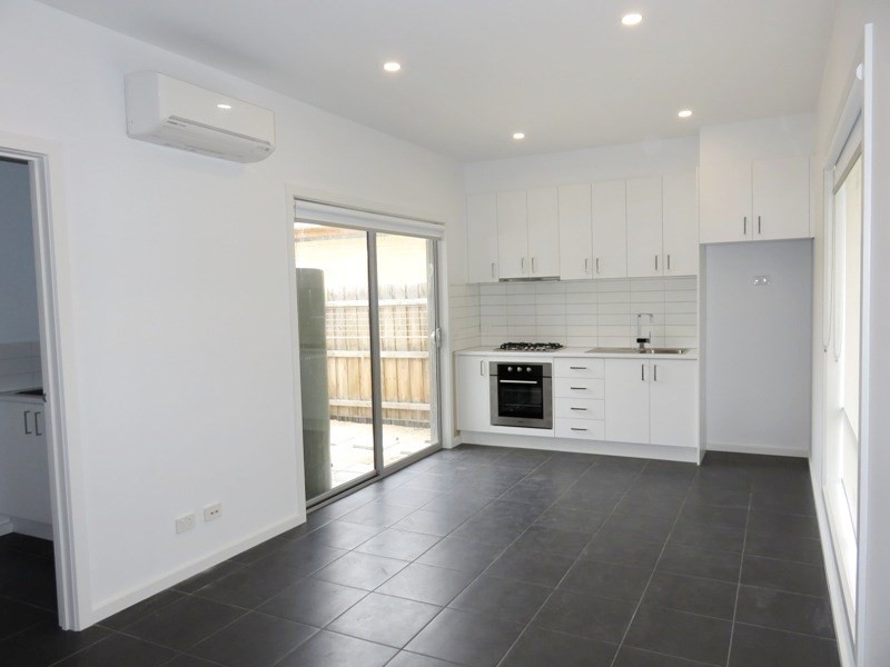 1and2/5 Richards Street, Lalor VIC 3075