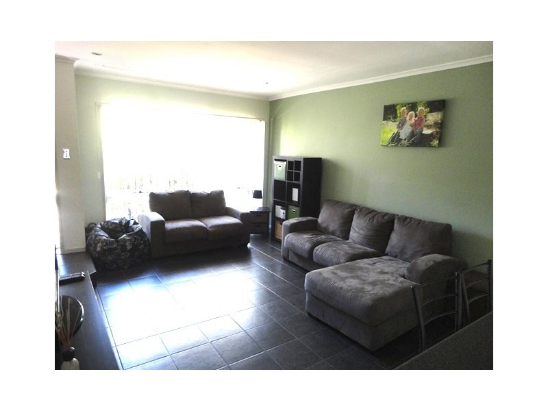 2/8 Patterson Crescent, Greensborough VIC 3088