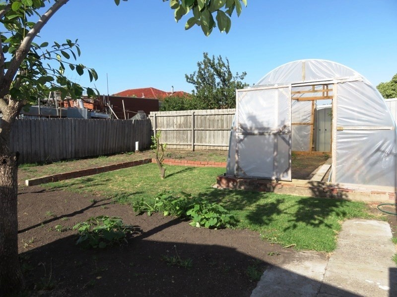 40 Burton Street, Lalor VIC 3075