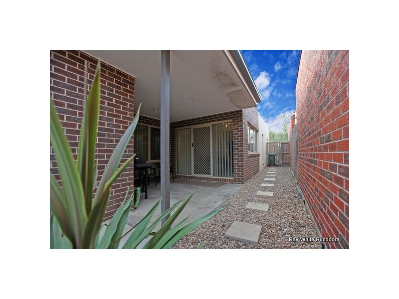 8 Broxburn Walk, Epping VIC 3076
