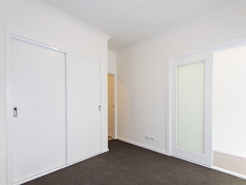 39(130)/1B Jarama Boulevard, Epping VIC 3076