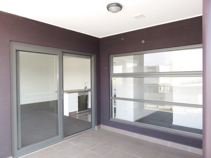 39(130)/1B Jarama Boulevard, Epping VIC 3076