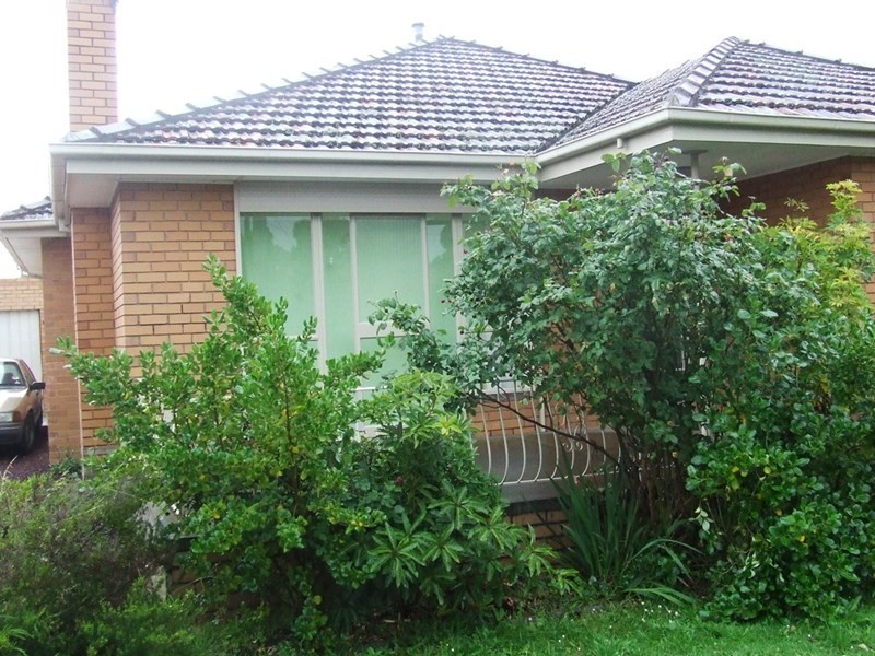 24 Curtin Avenue, Lalor VIC 3075