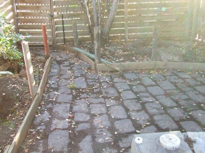 42 Vasey Avenue, Lalor VIC 3075