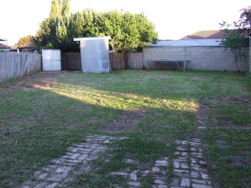 42 Vasey Avenue, Lalor VIC 3075