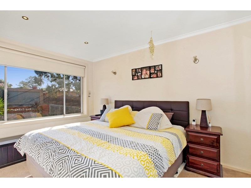 37 Kemp Avenue, Thomastown VIC 3074