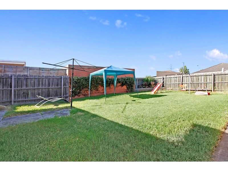 37 Kemp Avenue, Thomastown VIC 3074