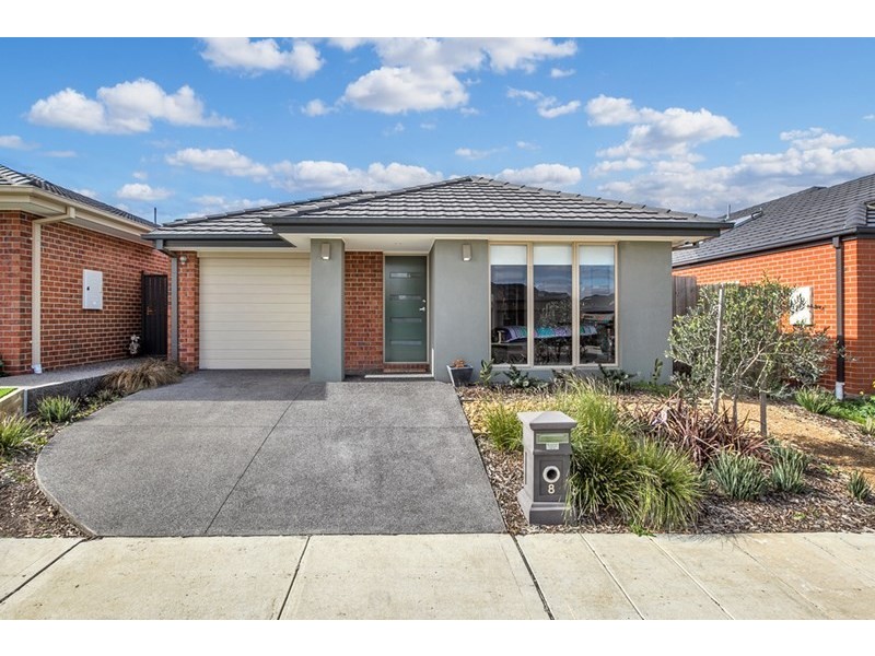 8 Celadon Street, Epping VIC 3076
