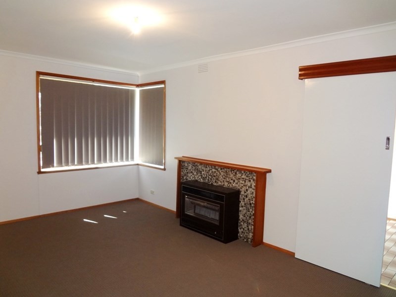9 Magnolia Court, Lalor VIC 3075