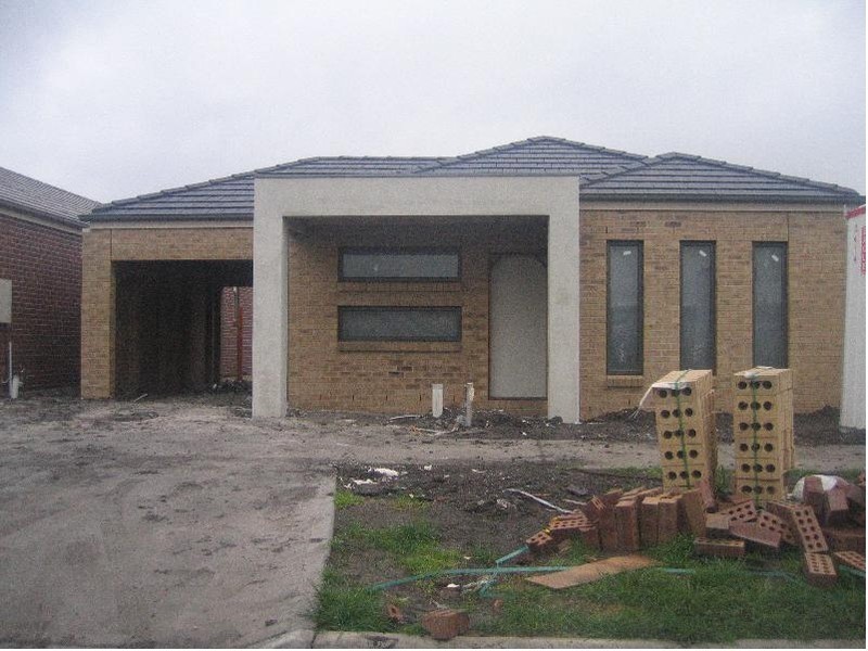 L904 and 905 Alhambra Drive, Epping VIC 3076