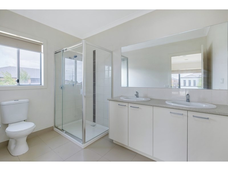 11 Allessi Avenue, Epping VIC 3076