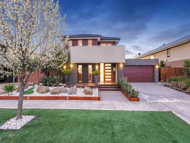 8 McCubbin Way, Mernda VIC 3754