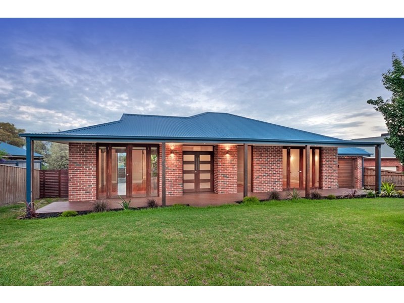 14 Landano Way, Doreen VIC 3754