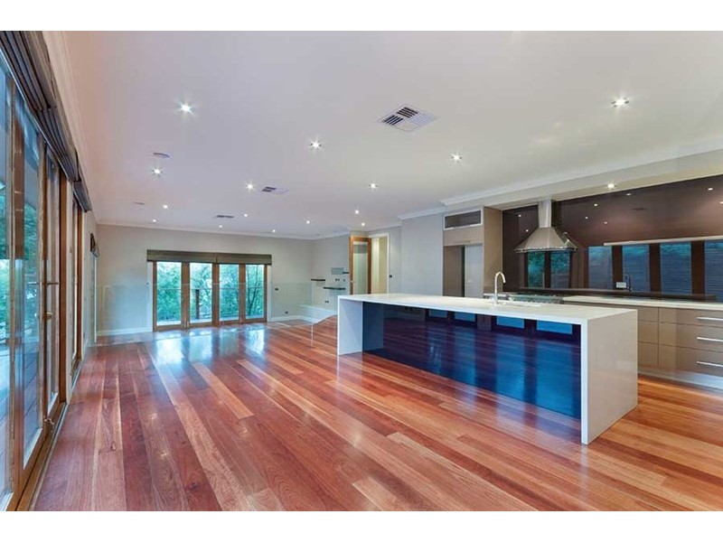 14 Landano Way, Doreen VIC 3754