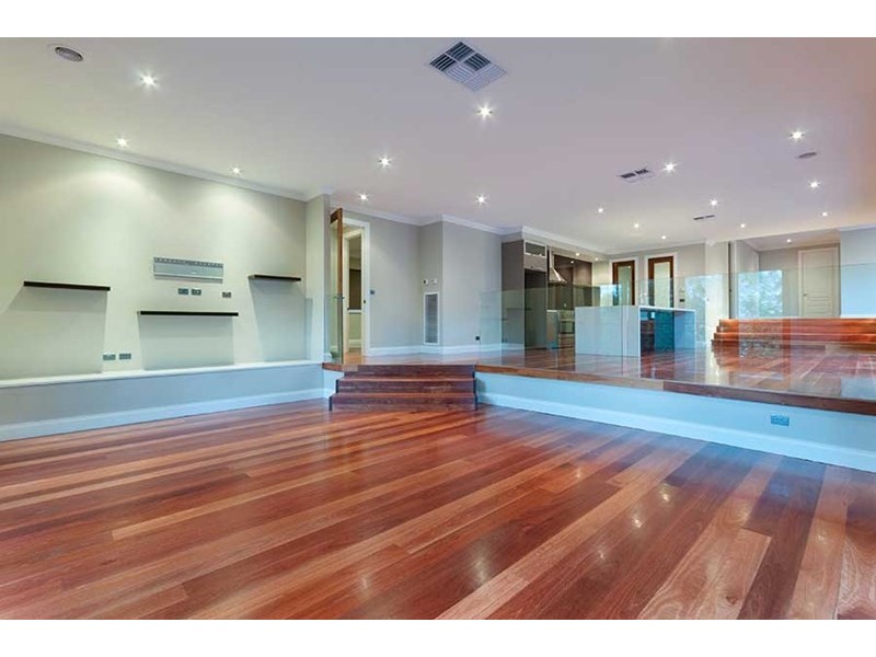 14 Landano Way, Doreen VIC 3754