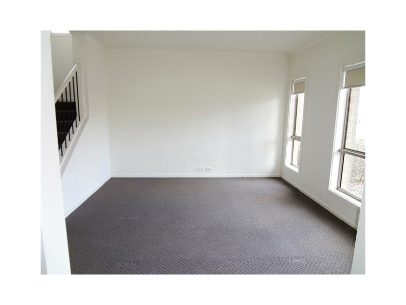 4 Amphion Street, Epping VIC 3076