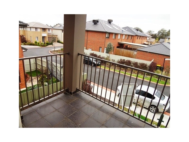 4 Amphion Street, Epping VIC 3076