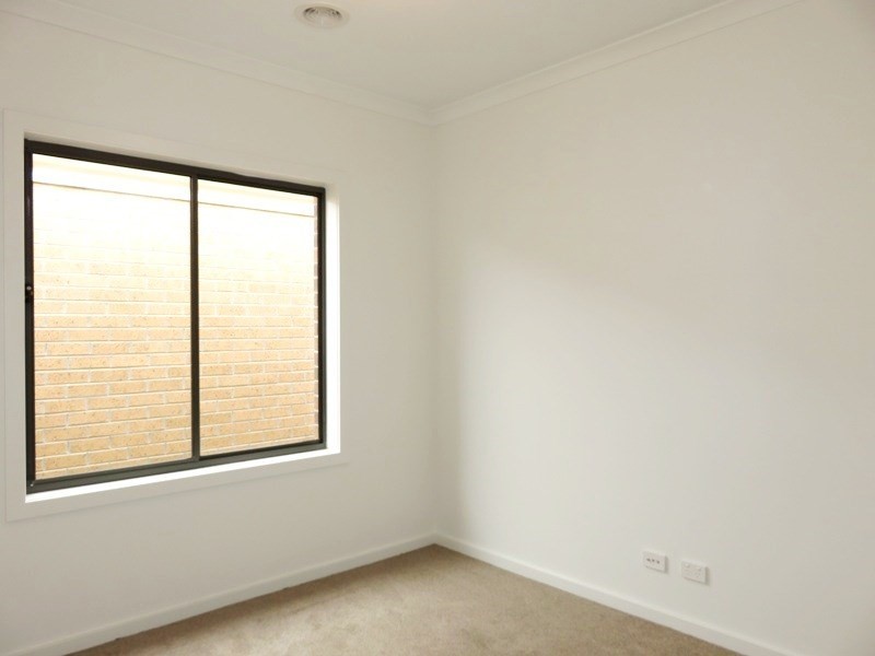 42 Eynesbury View, Wollert VIC 3750